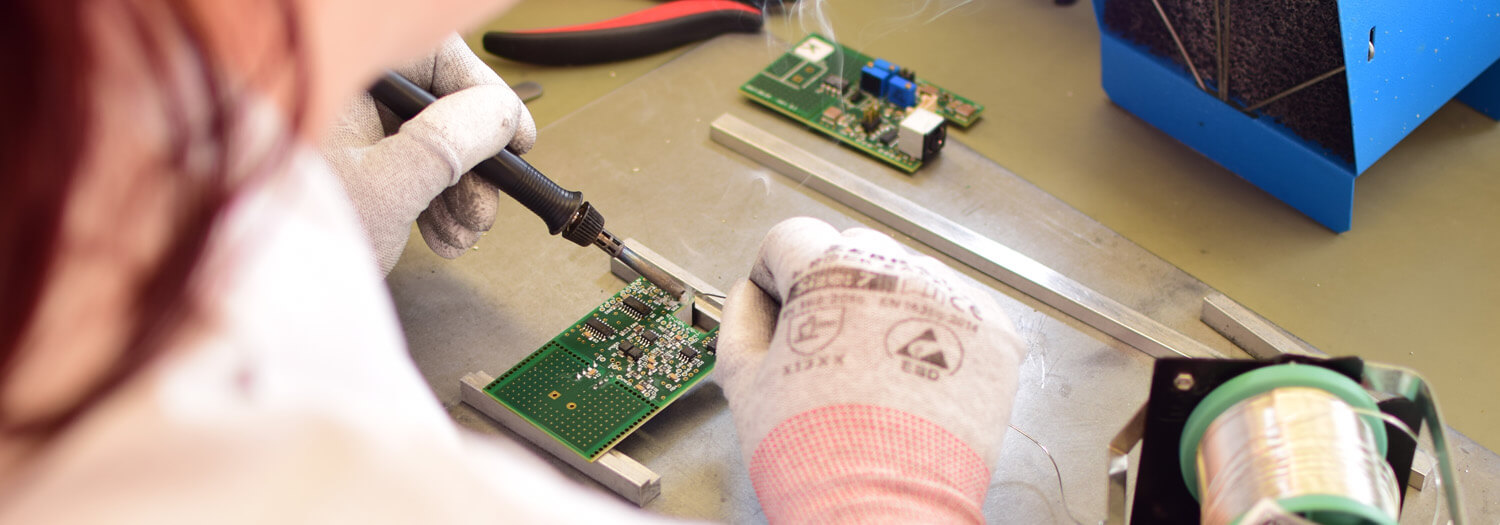 PCB assembly - manual soldering, through-hole soldering